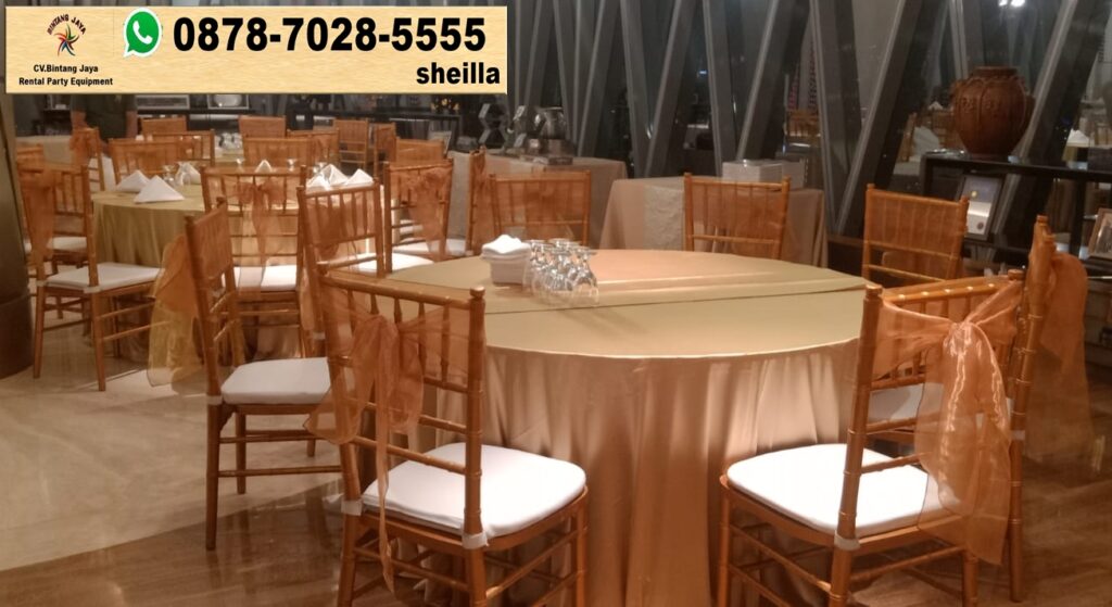 Jasa layanan sewa kursi kayu tiffany gold Bekasi