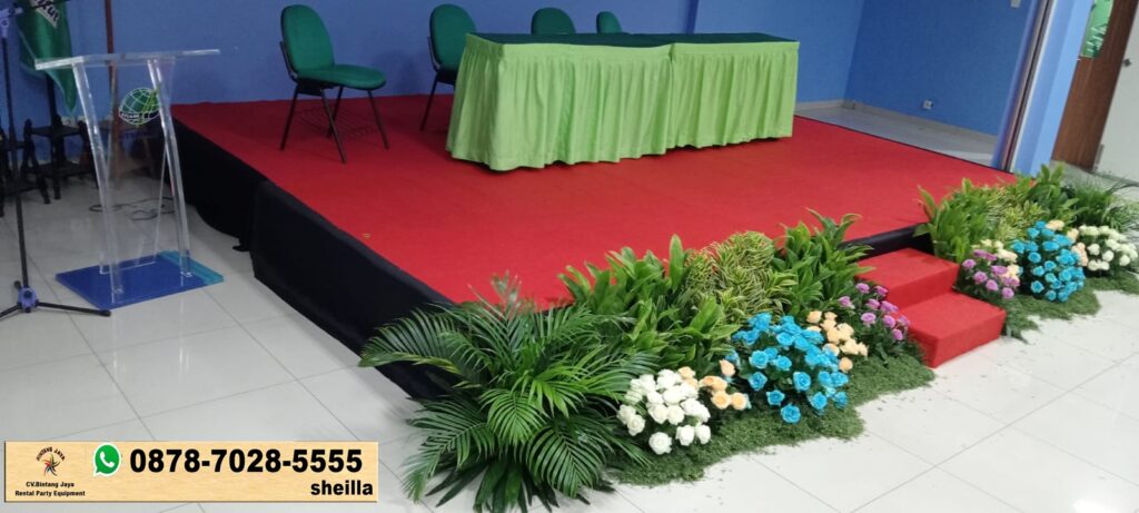 Sewa Podium Kayu Type VIP Jati Ukir Area Jakarta