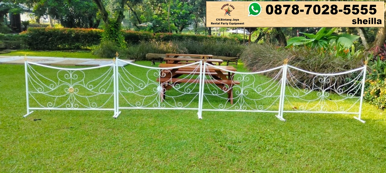 Rental Sewa Pembatas VIP Putih Area Terdekat Jakarta