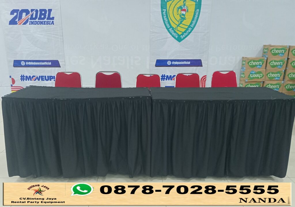 Sewa Meja Kotak Dan Meja Bundar Taplak Hitam Di Jakarta