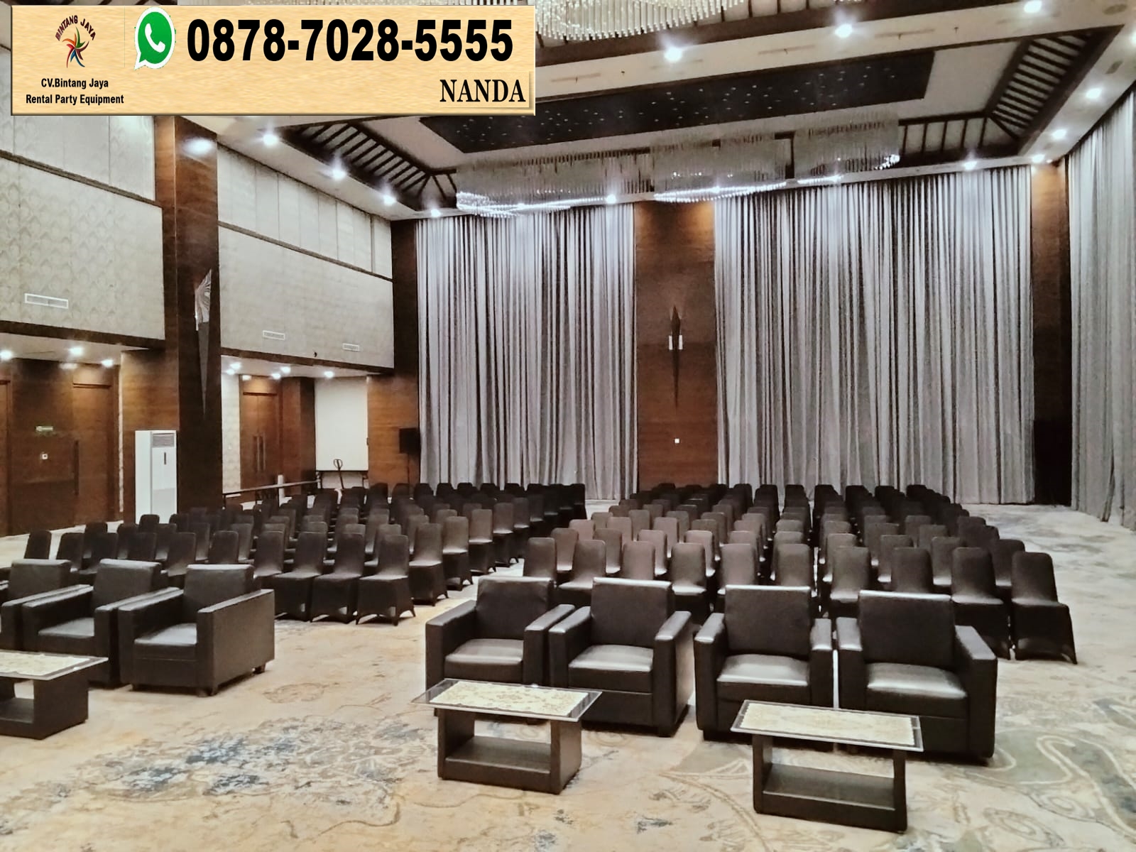 Round Table Kaca Sewa sofa hitam dan round table meja VIP kaca Jakarta