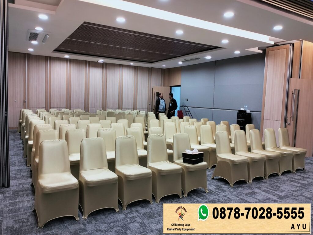 Sewa Kursi Futura Sarung Kursi Gold Ketat di Jakarta