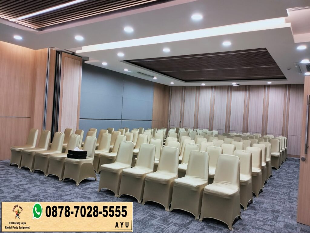 Sewa Kursi Futura Sarung Kursi Gold Ketat di Jakarta