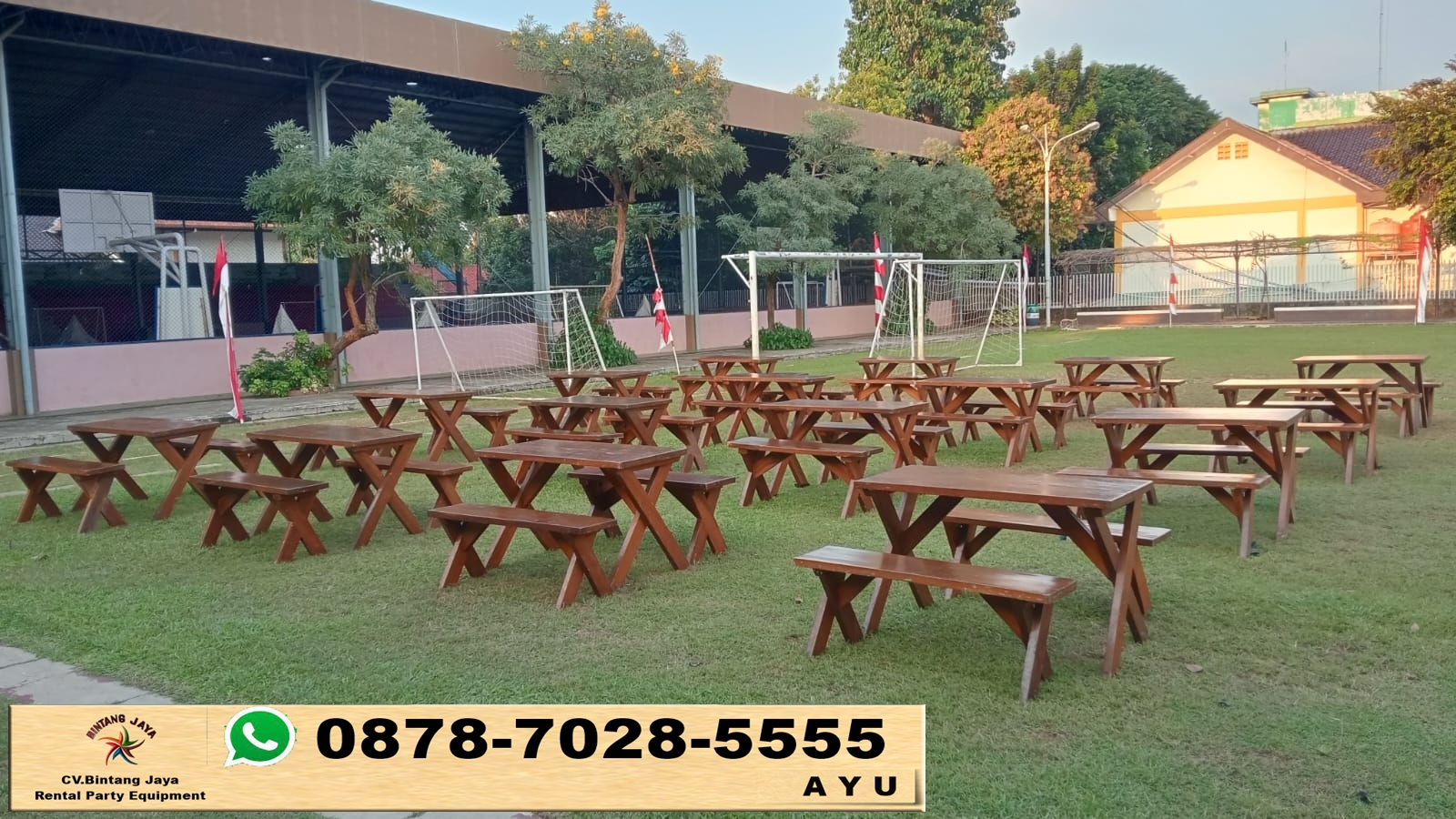 Layanan Sewa 1 Set Meja Dan Kursi Taman Kayu Di Bandung