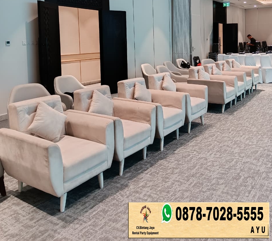 Rental Sofa Krem Minimalis Event Menara Syariah PIK 2